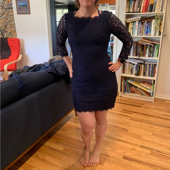 Adrianna Papell Mini Lace Cocktail Dress - Picture 2 of 5